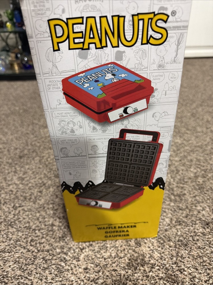 Peanuts Deluxe Waffler Maker Uncanny Brands