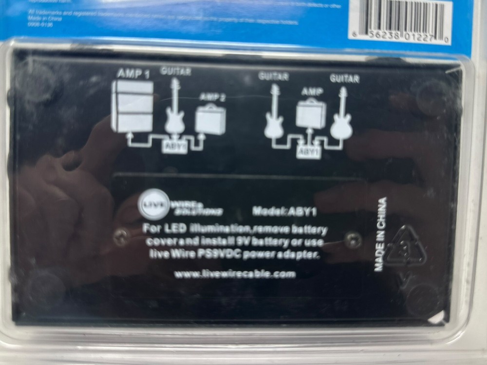 Live Wire Solutions ABY1 Guitar Selector/Combiner Footswitch ABY Box