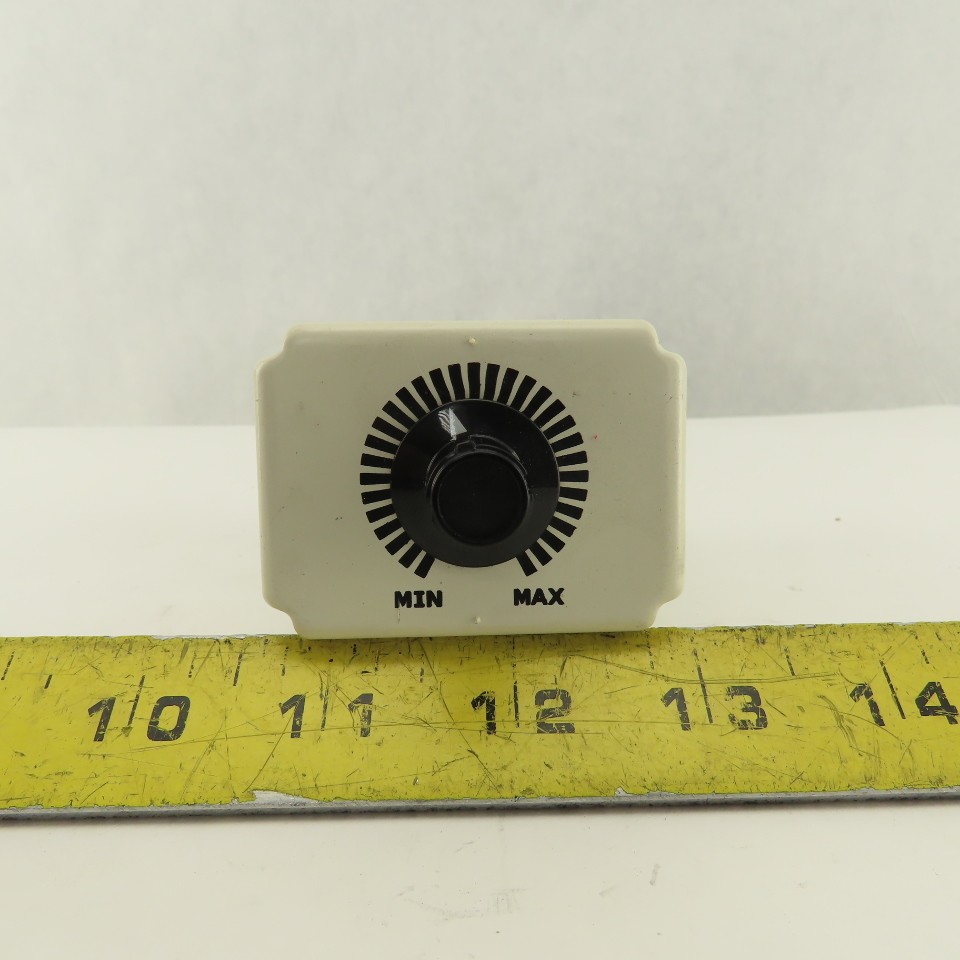 Square D Class 9050 JCK-14 On Delay Timing Relay 1.2-120 Sec With Socket Base