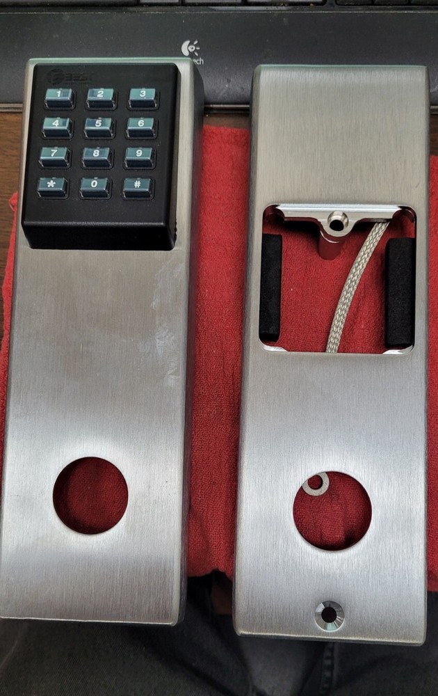 BEST  Electronic Keypad Lock with IC Core - 5 Keys + 1 Control Key