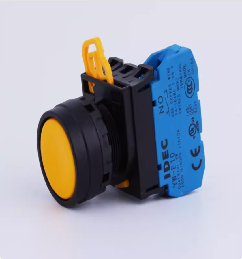 1PC New IDEC Push button switch YW1B-M1E12B 1NO2NC black #LL