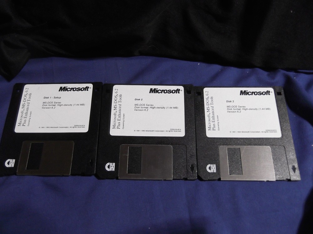 Microsoft MS-DOS 6.2 Plus Enhanced Tools 6.0 - Floppy Disks 3.5 Operating System
