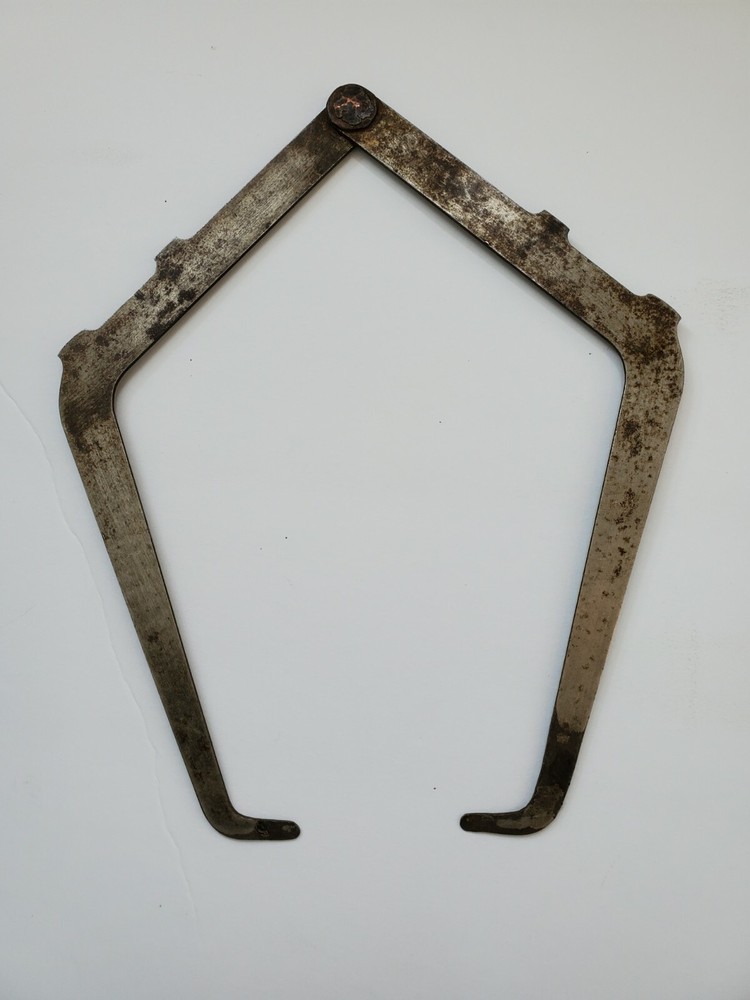 firm joint diamond shaped bent leg, unusual outside caliper, 7" legs