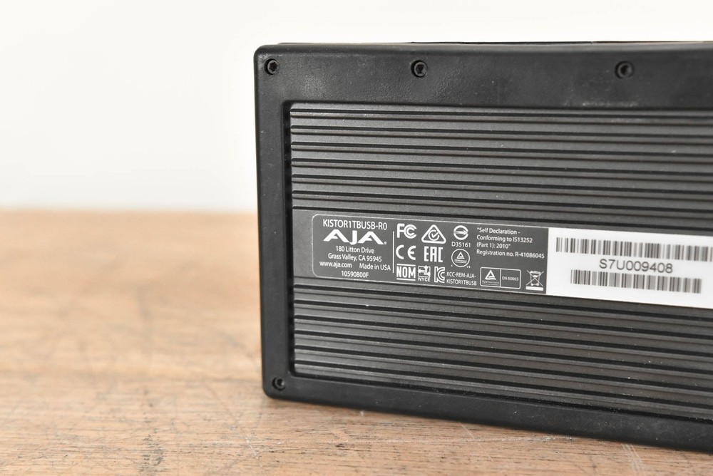 AJA KISTOR1TBUSB-R0 1TB KiStor Solid State Drive for Ki Pro CG006YS