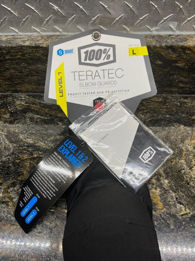 ELBOW GUARDS LRG BLK TERATEC 100%