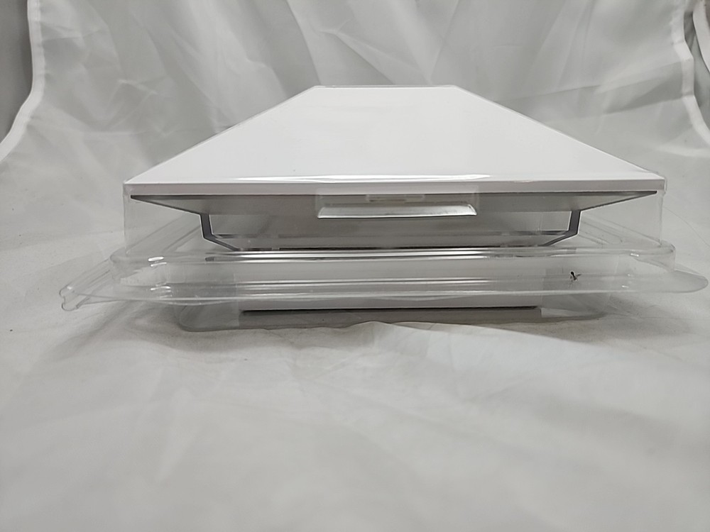 Deckorators White Solar LED Deck Post Cap Light for 4x4 Wood Posts