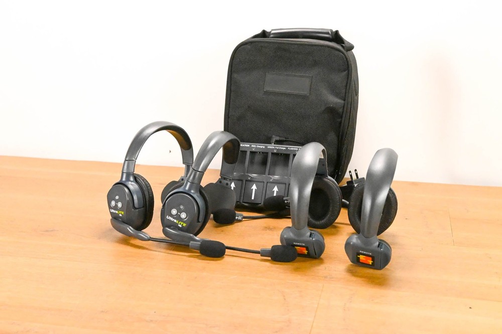 Eartec UltraLITE HD 4-User Wireless Intercom System CG01YMS