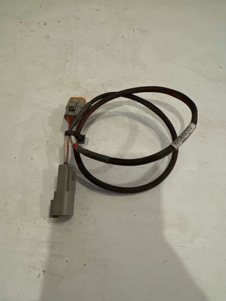 Trimble 8202 Powerbus to Triangular Deutsch