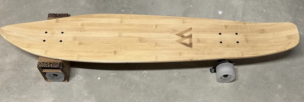 Magneto Kicktail Longboard, 44"