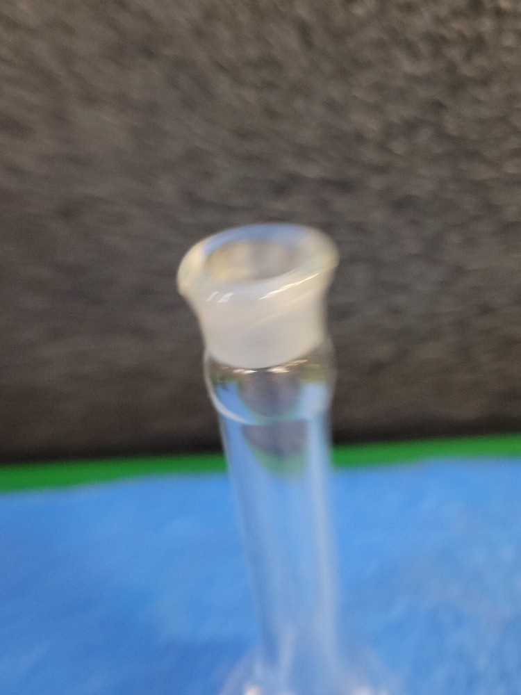 Pyrex 5640 100mL Glass Volumetric Flask w/ Stopper