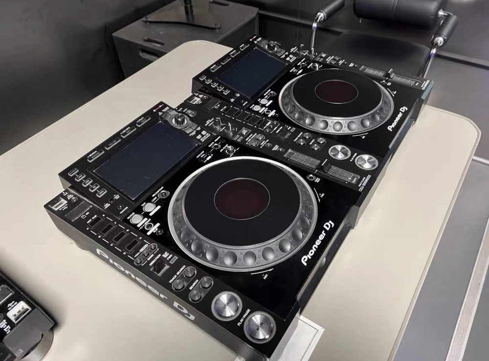 CDJ-2000NXS2 Controller -pair