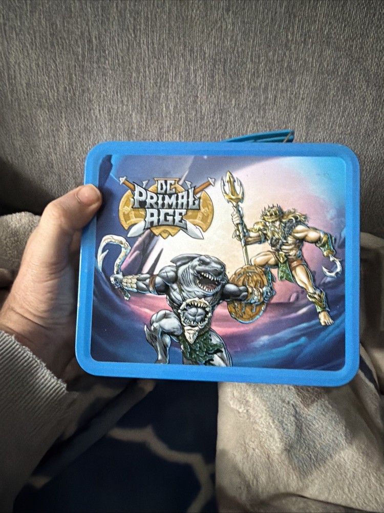 DC PRIMAL AGE LUNCHBOX!