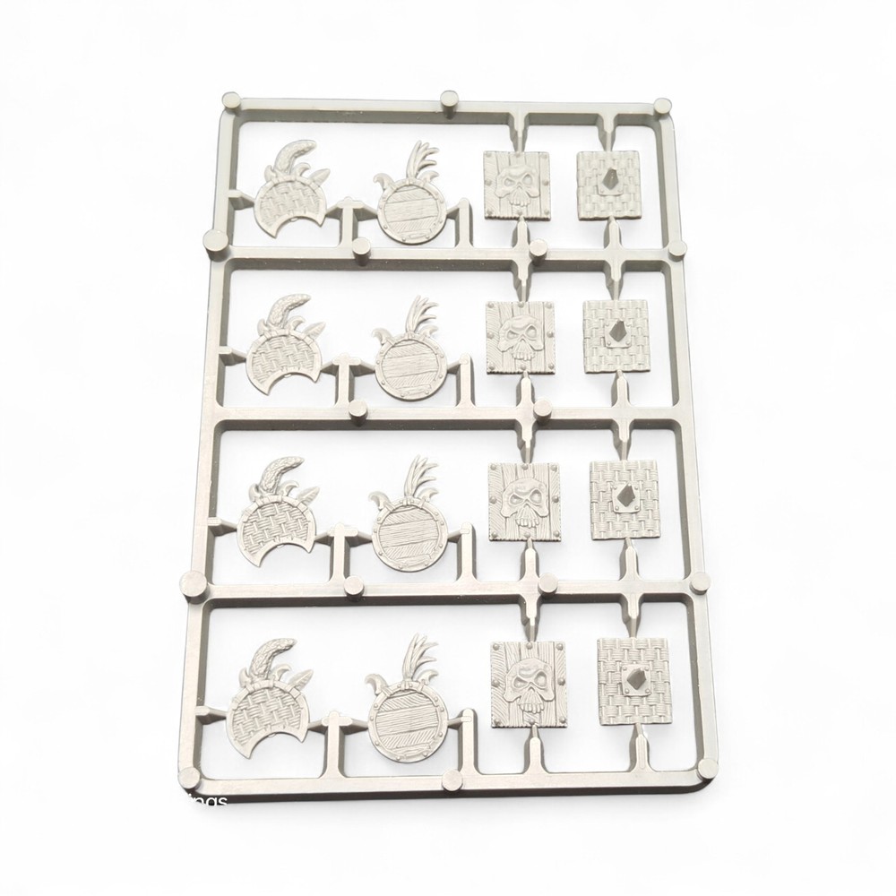 Goblin Shield x48 Bit Bundle Warhammer 6th Edition On Sprue 2004