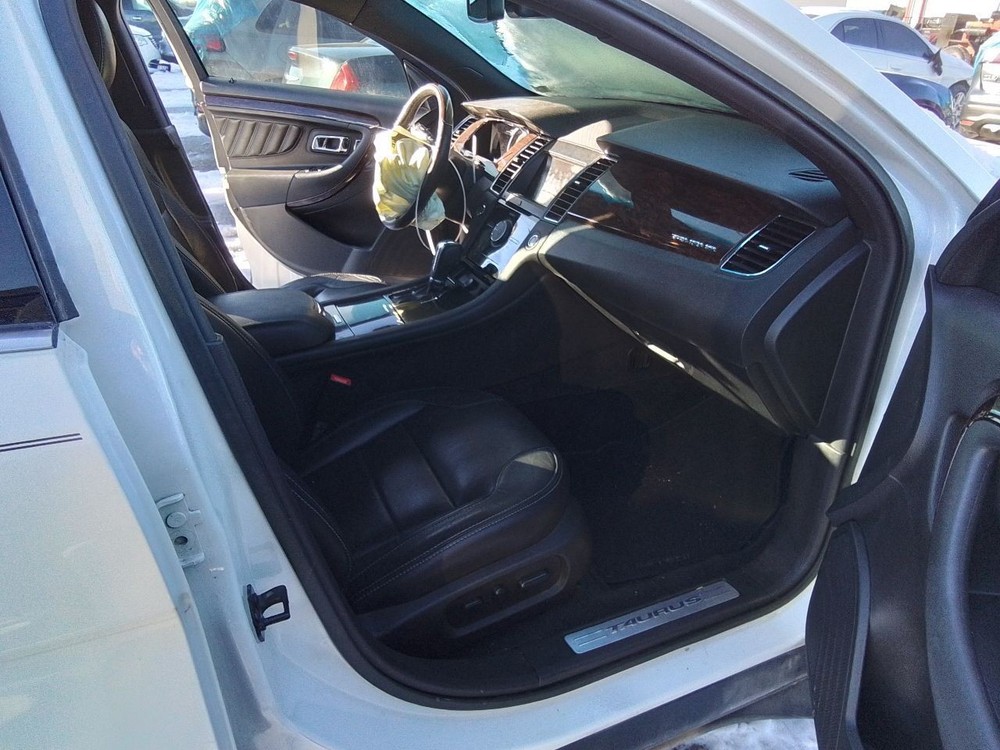 2013-2016 Ford Taurus Center Dash 8" Display Screen