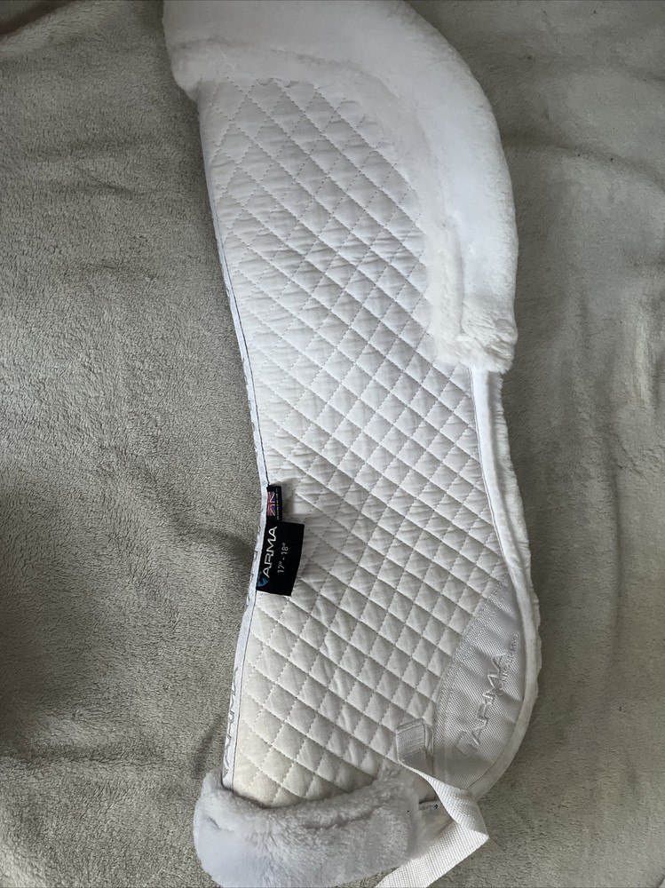 Arma half pad size 17”-18”