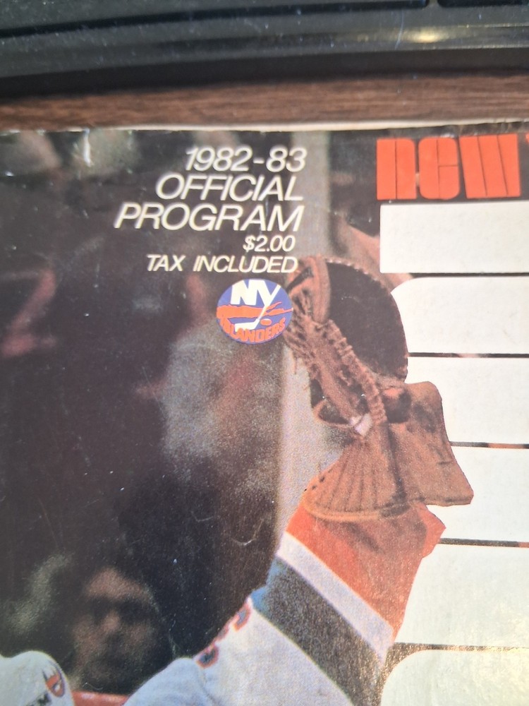 1982-83 NEW YORK ISLANDERS' OFFICIAL PROGRAM, CHUCK KELLER AUTOGRAPH ON COVER