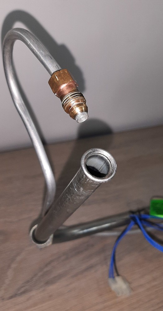 Pilot Igniter & Burner Assembly Q3400A1008 BradfordWhite MITW50L6BN12 Used Good