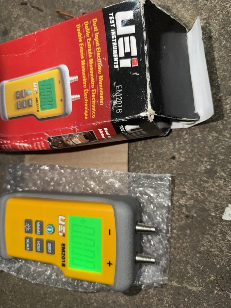 UEi Test Instruments EM201B Dual Input Differential Manometer