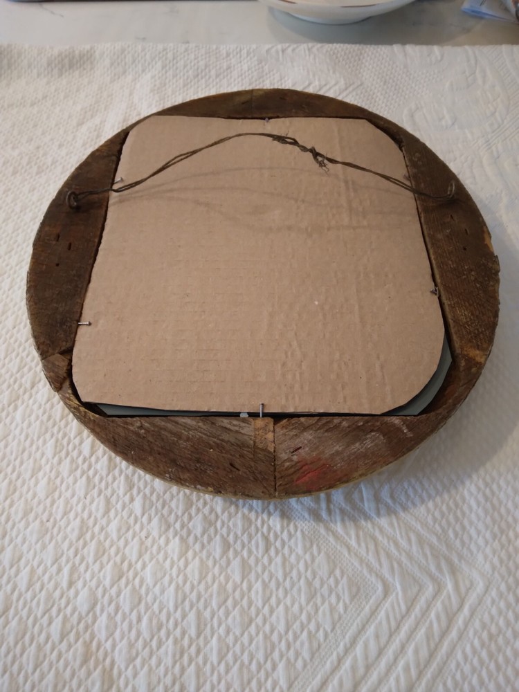 Antique Oval gilt Victorian mirror.