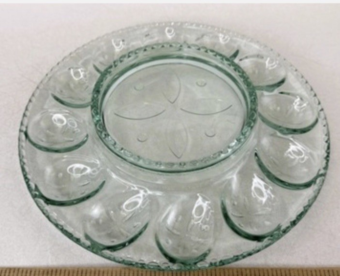 Longaberger 2001 Egg Plate - Green