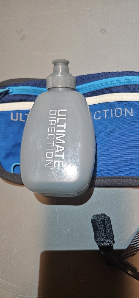 Ultimate Direction Access 300 Hydration Pack