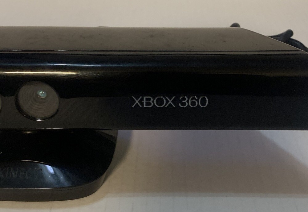 Microsoft Kinect Sensor Bar for Xbox 360 1414 Camera Tested