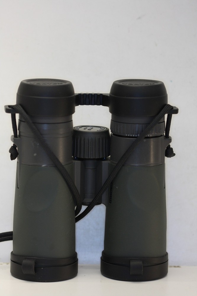 Vortex razor hd 10x42 Binoculars w/Bino Case ...very bright