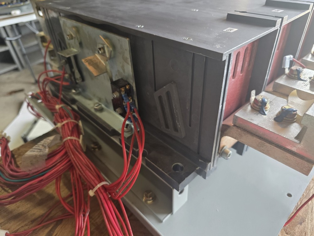 Eaton Transfer Switch Cat:ATG3C3X3060OXSU