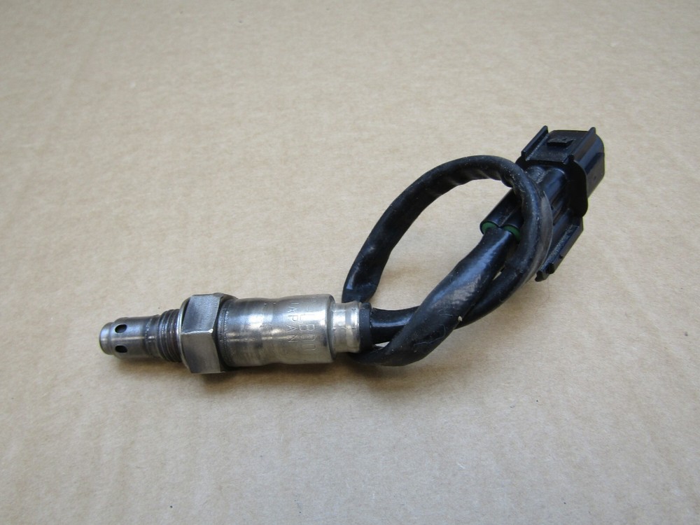 Piaggio Vespa GTS 300 Supertech 2023 714 miles lambda sensor (14301)