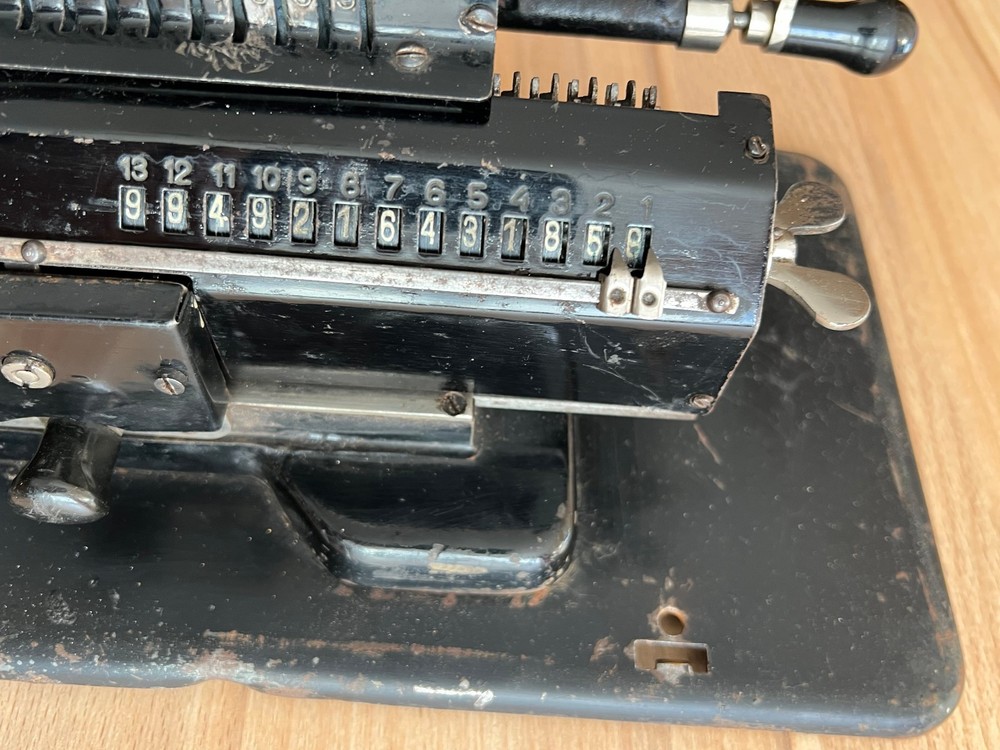 Felix Arithmometer. Mechanical Adding Machine USSR
