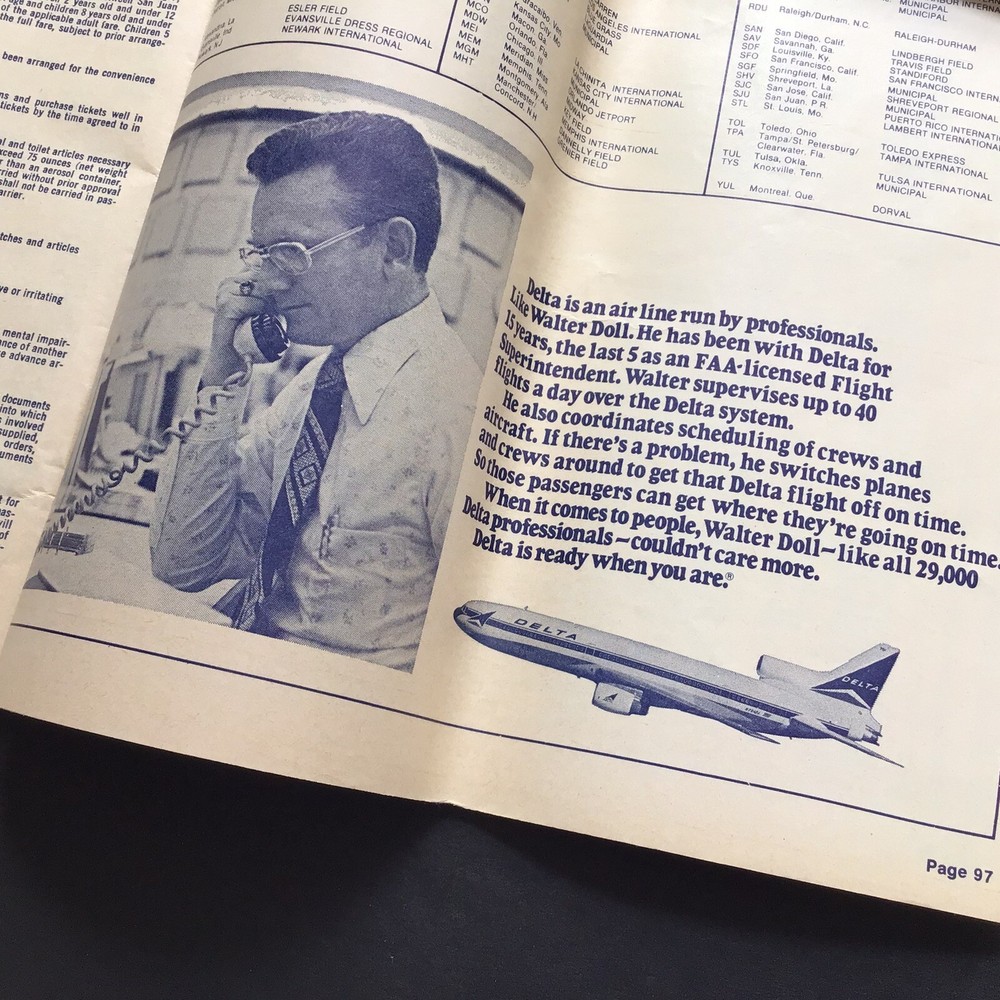DELTA AIR LINES System Timetable Oct 30, 1977.