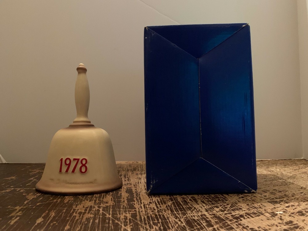 1978 First Edition Hummel Annual Bell With Original Box