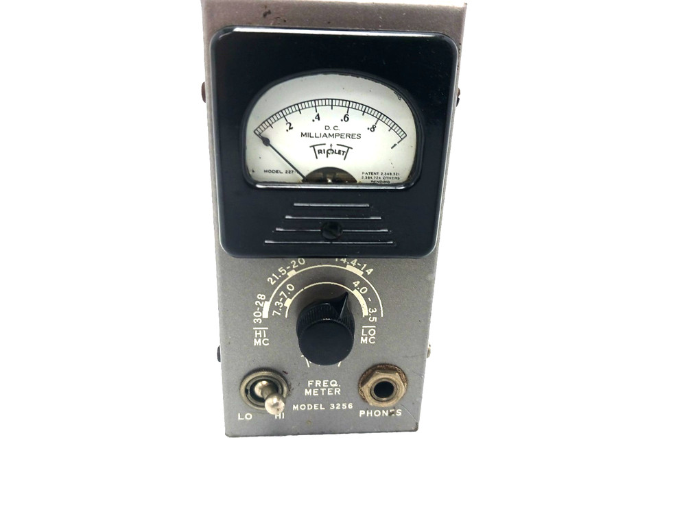 Triplet 3256 Frequency Meter - WORKS