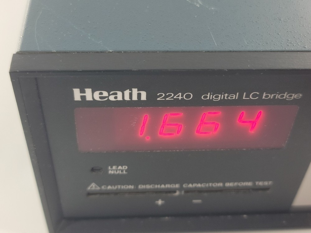 Heathkit IT 2240 Digital LC Bridge Powers On Working