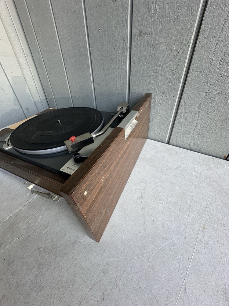 BOGEN B62 TURNTABLE (Read)