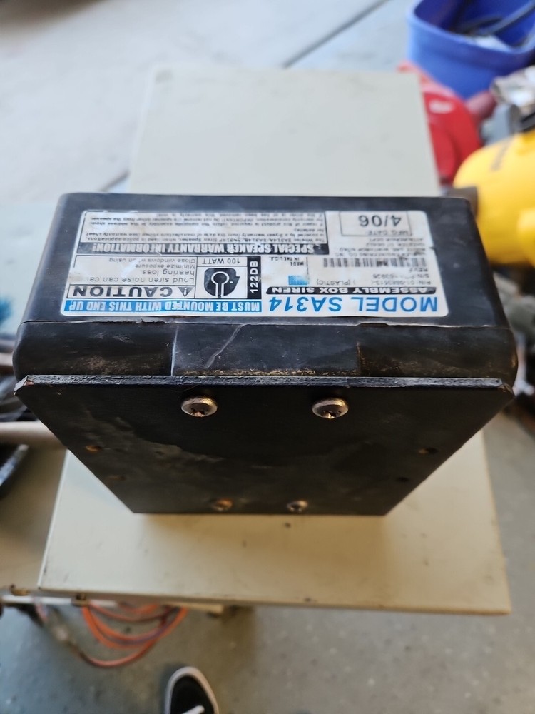 Whelen Assembly Box Siren