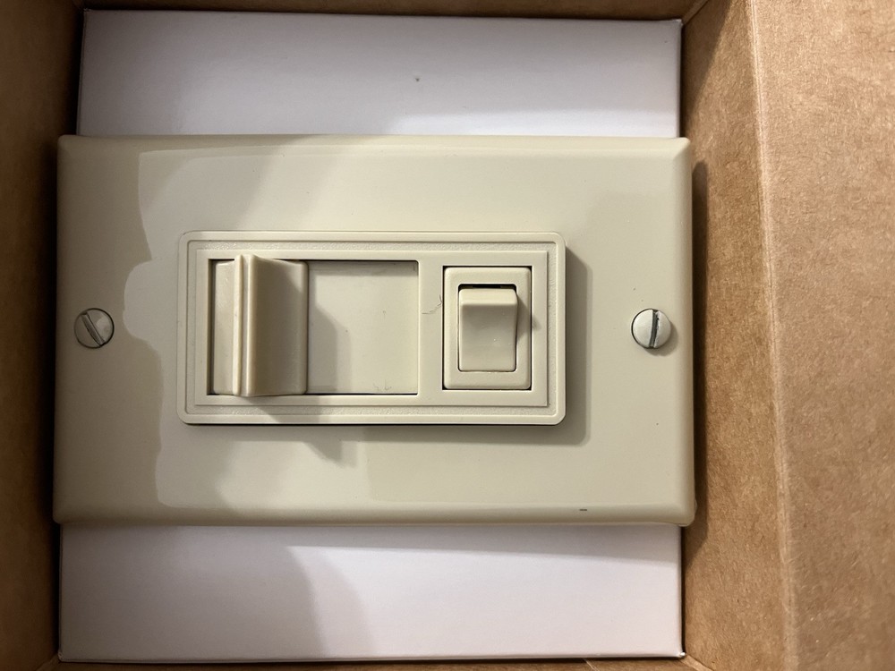 Hunt Dimming Switch Model PS-600 Ivory