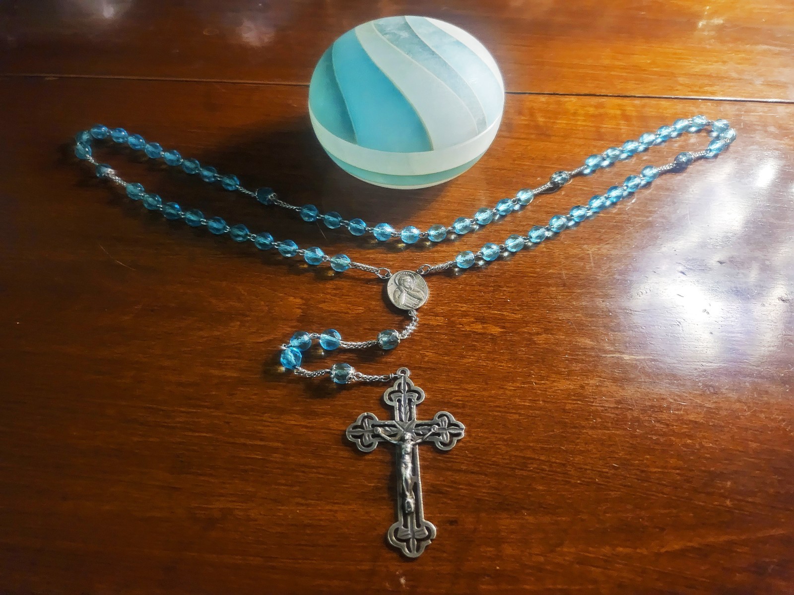 Vintage Italy Sterling Silver Aqua Blue Crystal Rosary & Vtg MCM Alabaster Case