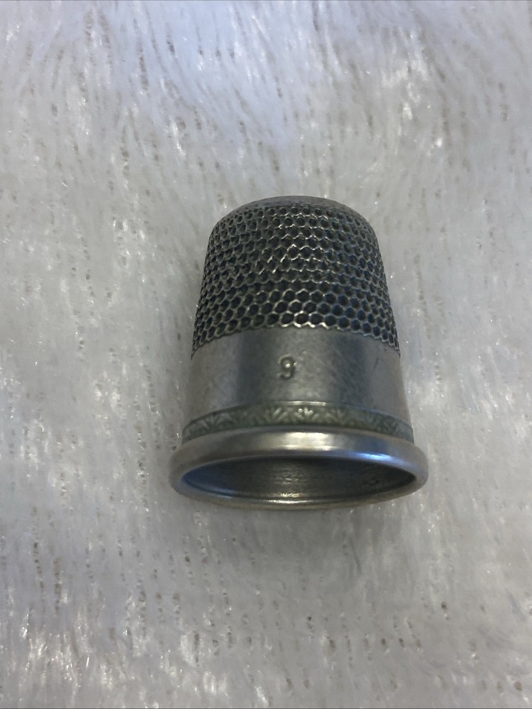 Vintage STERLING SILVER Sewing Thimble Hallmark Star #6