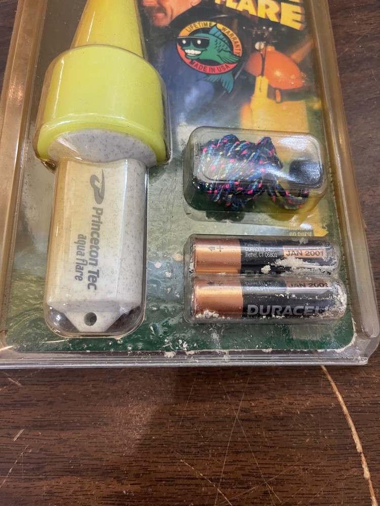 New Old Stock Princeton Tec Aqua Flare UNTESTED