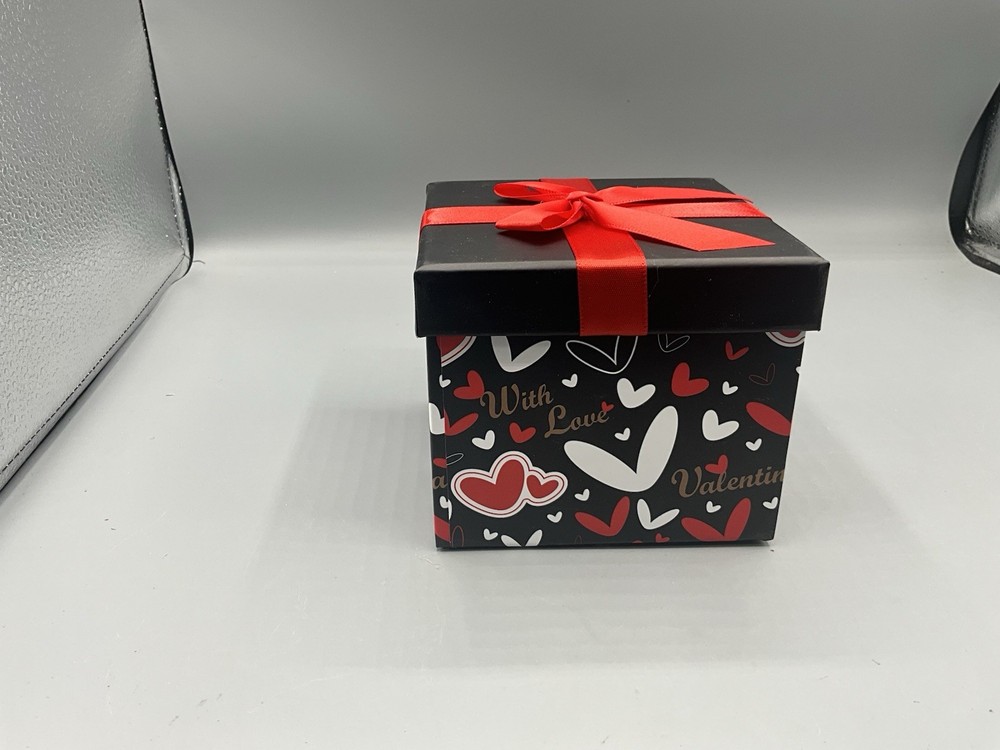 4 Pcs Valentines Nesting Gift Boxes with Lids Holiday Gift Boxes Assorted Siz...