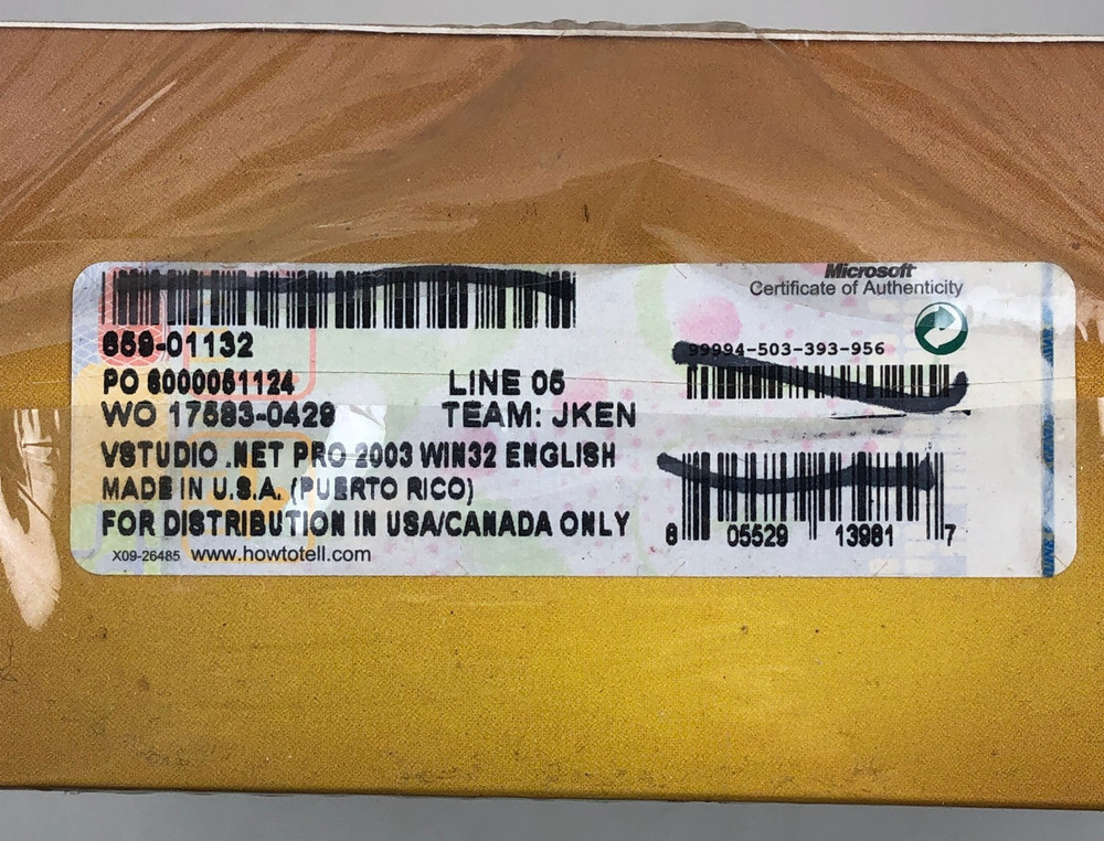 Microsoft Visual Studio .NET Academic Version 2003 Sealed DAMAGED PACKAGE