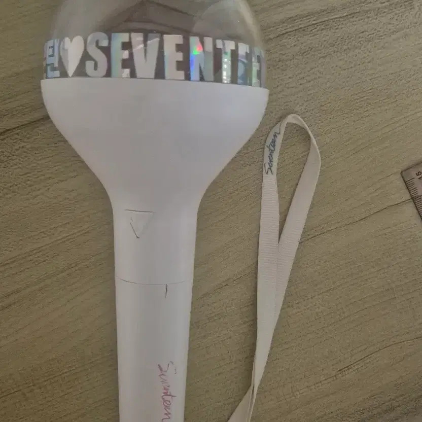 Seventeen Gurut Bong Fan Lightstick - Slightly Used, Includes Extras