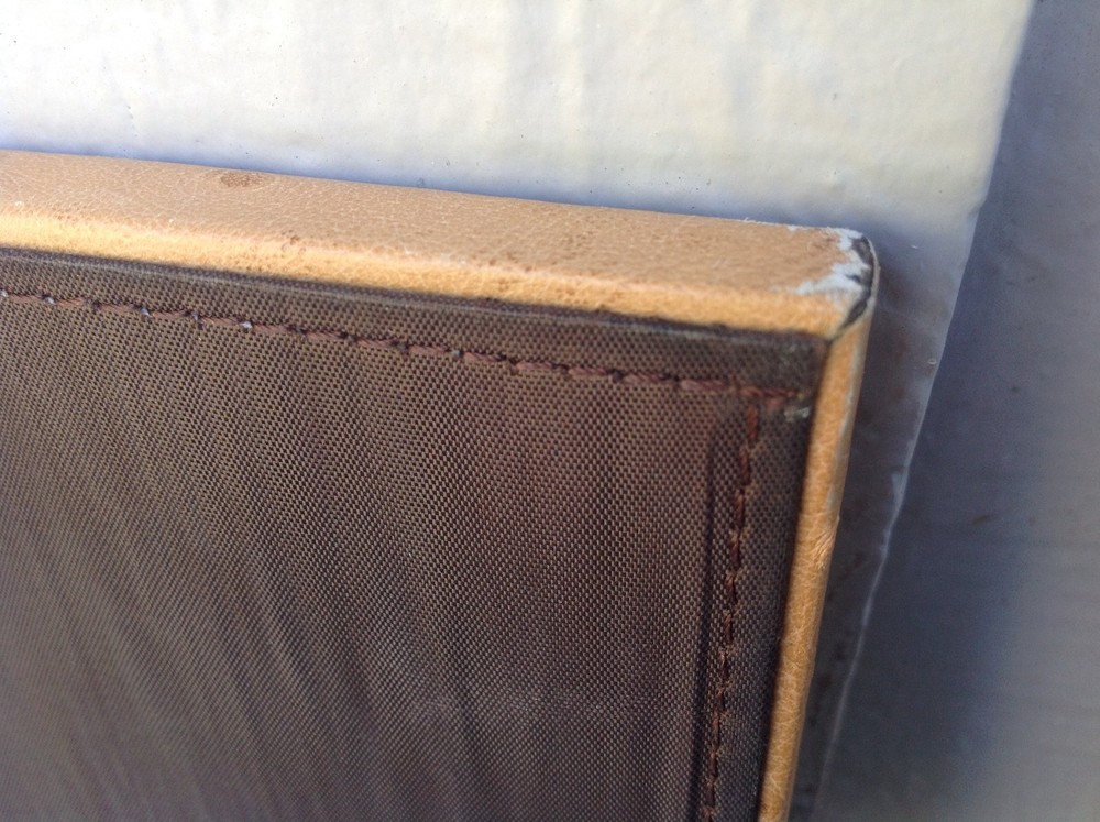 OSTRICH DESK PAD