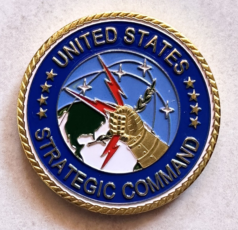 NEW U.S. Air Force Strategic Air Command Challenge Coin With Case