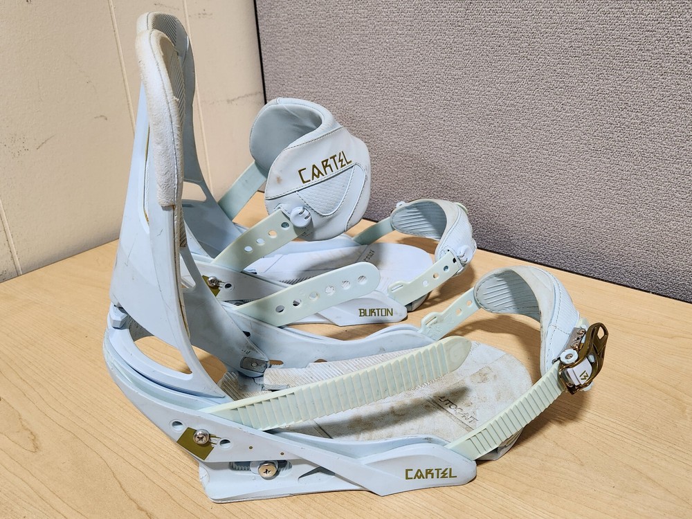 Burton Cartel Sky + Earth Blue Re:Flex Binding - Medium - No Right Ankle Strap