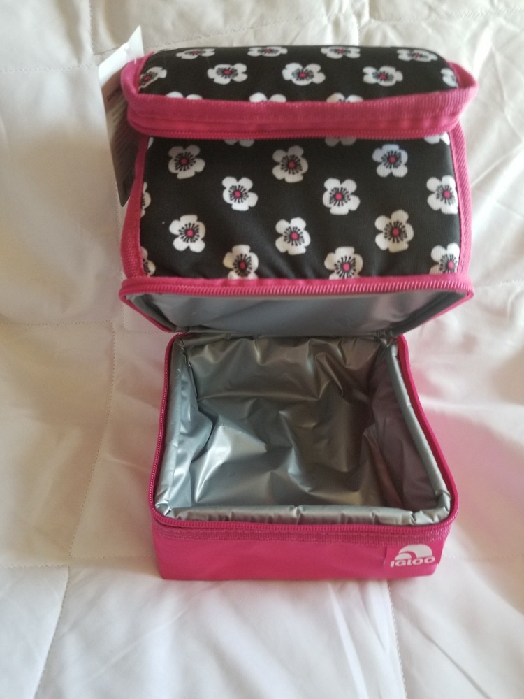 Igloo (TM)Sandwich keeper/lunch cooler