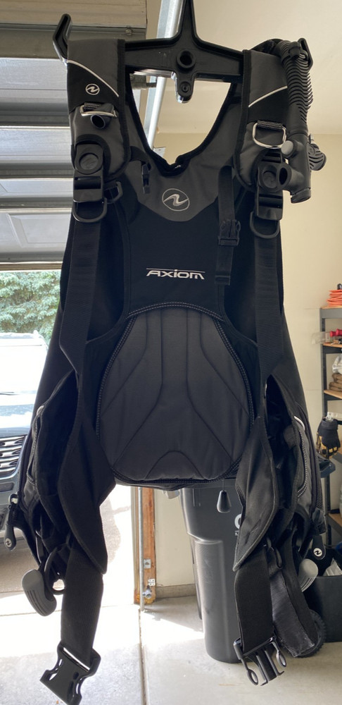 Aqualung BCD Axiom Size Large