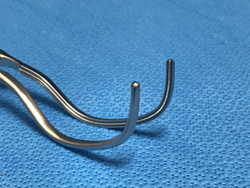 V. Mueller CH7355-003 Parsonnet Clamps