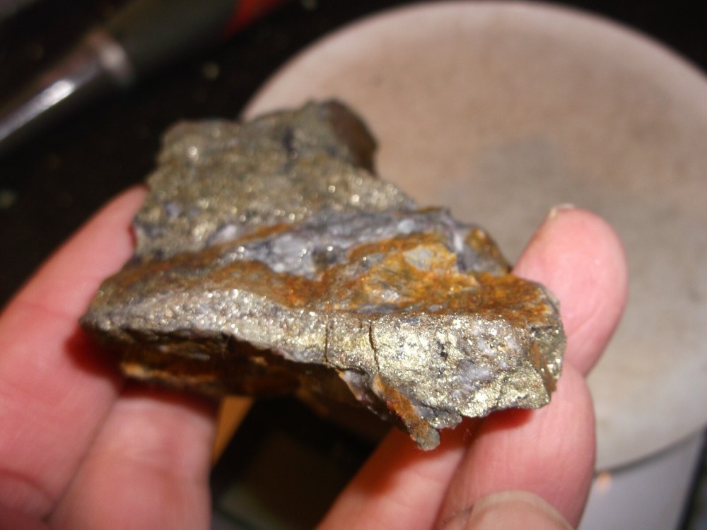 Gold, silver, copper, 187 grams samples ,ore high grade .